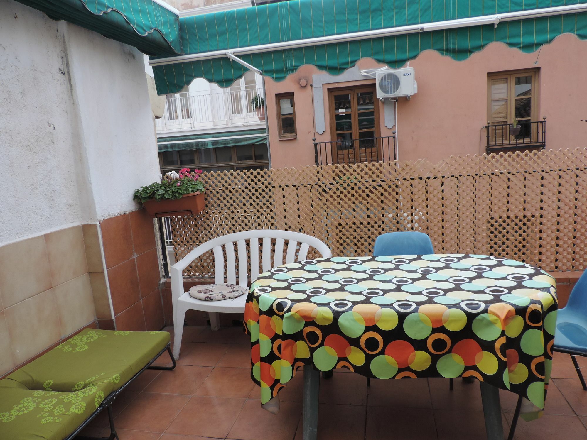 El Cascabel Granada